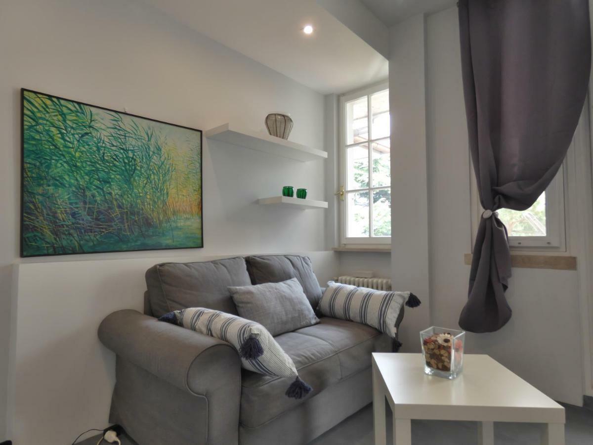 Penthouse Sirmione Close The Lake Exteriör bild